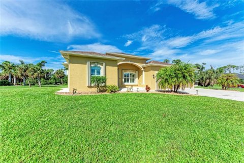 Villa ou maison à vendre à North Port, Floride: 3 chambres, 162.11 m2 № 1902824 - photo 5