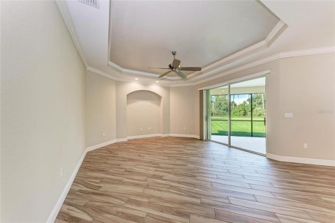 Villa ou maison à vendre à North Port, Floride: 3 chambres, 162.11 m2 № 1902824 - photo 15