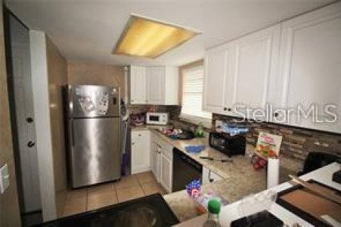 Condo in Winter Park, Florida, 1 bedroom  № 2201824 - photo 2