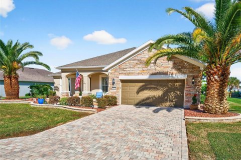 House in Ocala, Florida 3 bedrooms, 241.92 sq.m. № 2329113