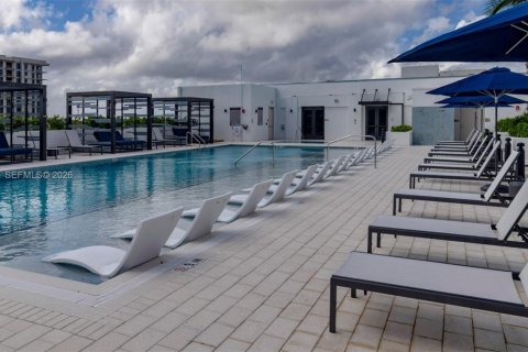 Apartamento en alquiler en Miami, Florida, 49.52 m2 № 2075410 - foto 5