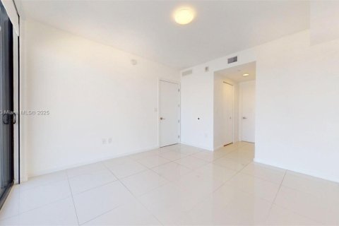 Condo in Doral, Florida, 2 bedrooms  № 1781604 - photo 21