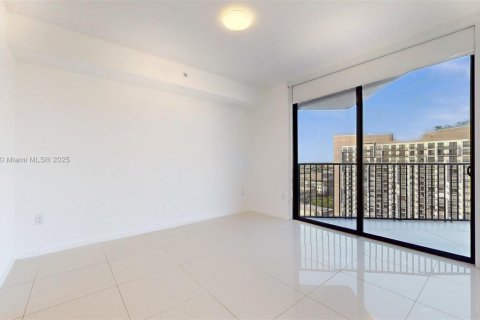 Condo in Doral, Florida, 2 bedrooms  № 1781604 - photo 19
