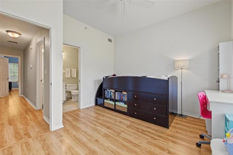 Condo in Tampa, Florida, 2 bedrooms  № 2386262 - photo 24
