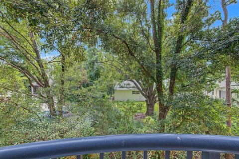 Condo in Tampa, Florida, 2 bedrooms  № 2386262 - photo 28