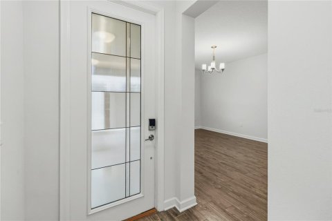 Villa ou maison à louer à Orlando, Floride: 5 chambres, 367.52 m2 № 2398814 - photo 7