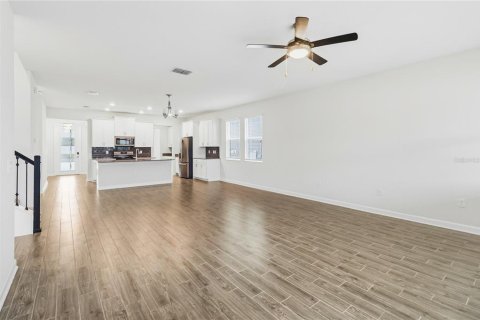 Villa ou maison à louer à Orlando, Floride: 5 chambres, 367.52 m2 № 2398814 - photo 10