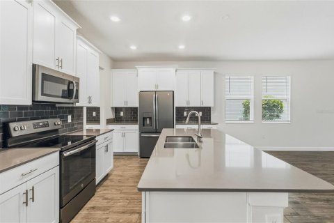 Villa ou maison à louer à Orlando, Floride: 5 chambres, 367.52 m2 № 2398814 - photo 15