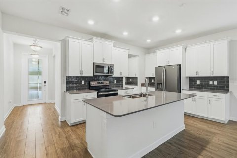 Villa ou maison à louer à Orlando, Floride: 5 chambres, 367.52 m2 № 2398814 - photo 12