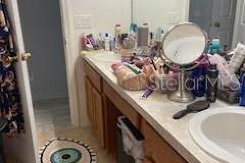 House in Davenport, Florida 4 bedrooms, 178.84 sq.m. № 1649076 - photo 6