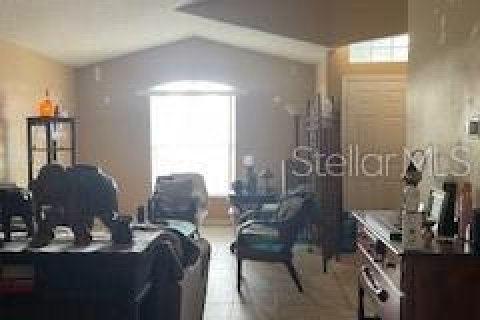 House in Davenport, Florida 4 bedrooms, 178.84 sq.m. № 1649076 - photo 4