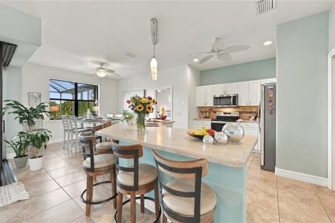 Villa ou maison à vendre à Port Charlotte, Floride: 4 chambres, 201.13 m2 № 2388560 - photo 10