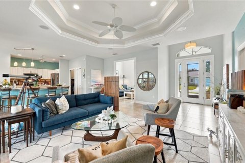 Villa ou maison à vendre à Port Charlotte, Floride: 4 chambres, 201.13 m2 № 2388560 - photo 6