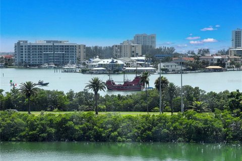 Condominio en venta en Clearwater, Florida, 1 dormitorio, 93.37 m2 № 2197788 - foto 21