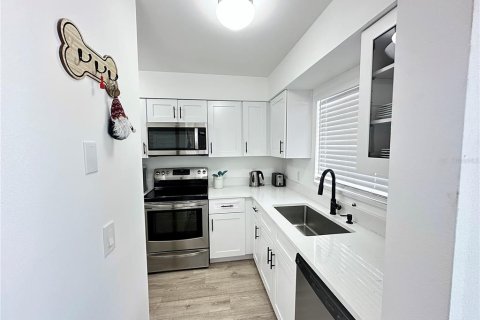 Duplex à vendre à Winter Park, Floride: 2 chambres, 98.1 m2 № 1618943 - photo 4