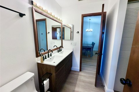 Duplex à vendre à Winter Park, Floride: 2 chambres, 98.1 m2 № 1618943 - photo 13