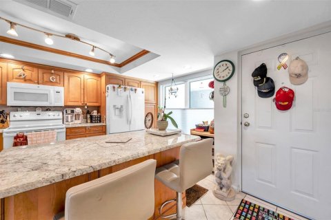 Copropriété à vendre à Tarpon Springs, Floride: 2 chambres, 106.84 m2 № 1856413 - photo 14