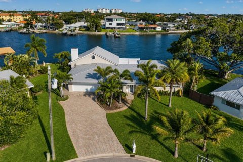 Land in Saint Petersburg, Florida № 2105337 - photo 2