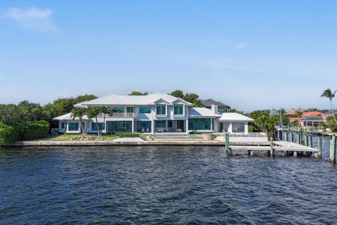 Villa ou maison à North Palm Beach, Floride 5 chambres, 684.32 m2 № 2325432