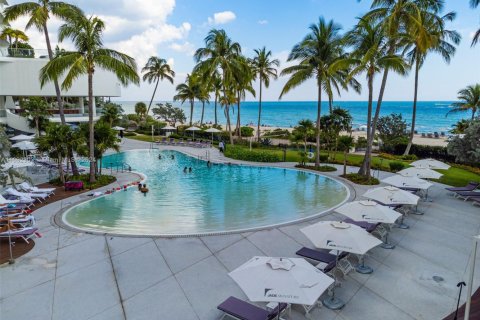 Condo in Sunny Isles Beach, Florida, 3 bedrooms  № 1870014 - photo 5