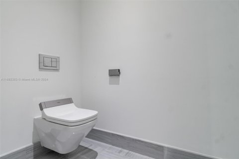Condo in Sunny Isles Beach, Florida, 3 bedrooms  № 1870014 - photo 30