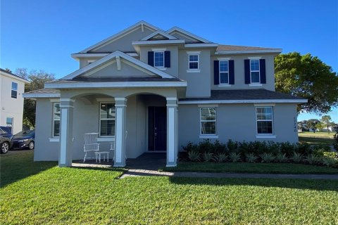 House in Tavares, Florida 4 bedrooms, 253.72 sq.m. № 1521167 - photo 2