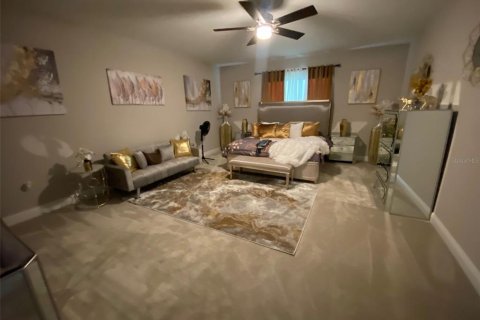 House in Tavares, Florida 4 bedrooms, 253.72 sq.m. № 1521167 - photo 10
