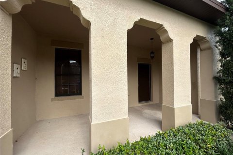 Villa ou maison à louer à Clermont, Floride: 4 chambres, 337.89 m2 № 2384050 - photo 4