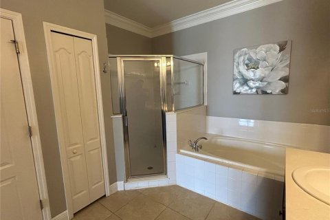 Villa ou maison à louer à Clermont, Floride: 4 chambres, 337.89 m2 № 2384050 - photo 28
