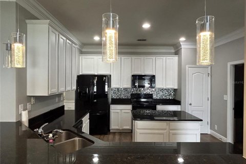 Villa ou maison à louer à Clermont, Floride: 4 chambres, 337.89 m2 № 2384050 - photo 21
