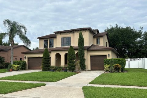 Villa ou maison à louer à Clermont, Floride: 4 chambres, 337.89 m2 № 2384050 - photo 2