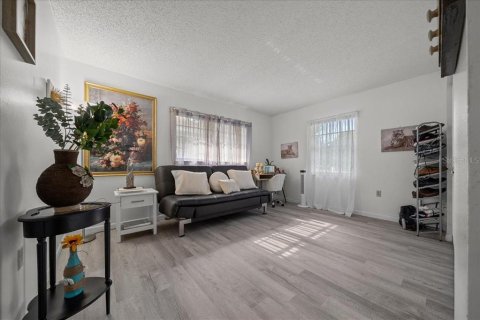 Villa ou maison à vendre à Ocala, Floride: 4 chambres, 188.41 m2 № 1902123 - photo 23