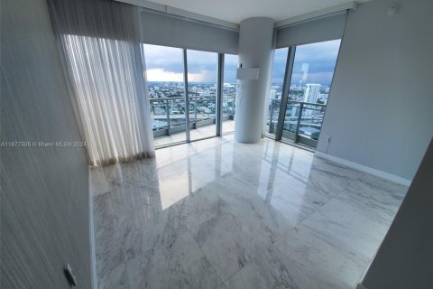 Copropriété à vendre à Miami, Floride: 2 chambres, 124.49 m2 № 1406183 - photo 16