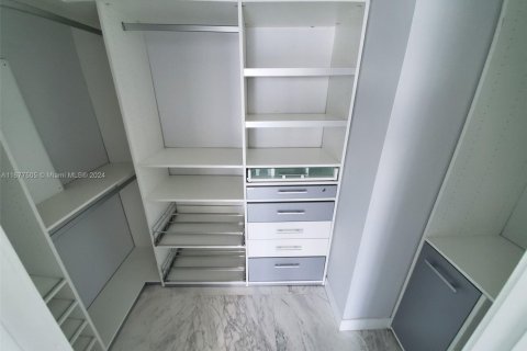 Copropriété à vendre à Miami, Floride: 2 chambres, 124.49 m2 № 1406183 - photo 18