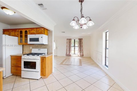 Villa ou maison à vendre à Homestead, Floride: 4 chambres, 188.03 m2 № 2004406 - photo 26