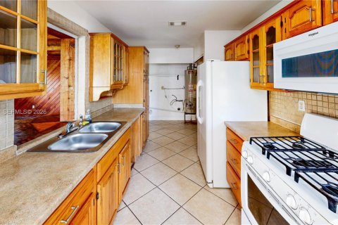 Villa ou maison à vendre à Homestead, Floride: 4 chambres, 188.03 m2 № 2004406 - photo 23