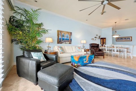 Casa en venta en New Smyrna Beach, Florida, 3 dormitorios, 191.19 m2 № 1626722 - foto 11