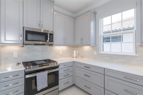 Villa ou maison à louer à Odessa, Floride: 3 chambres, 179.39 m2 № 2383982 - photo 19