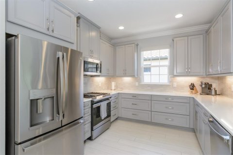 Villa ou maison à louer à Odessa, Floride: 3 chambres, 179.39 m2 № 2383982 - photo 2