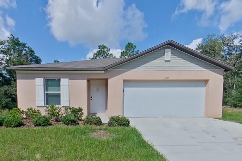 House in Citrus Springs, Florida 4 bedrooms, 134.62 sq.m. № 2207100