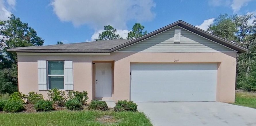 House in Citrus Springs, Florida 4 bedrooms, 134.62 sq.m. № 2207100