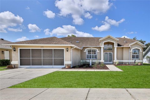 Villa ou maison à Spring Hill, Floride 3 chambres, 169.55 m2 № 2120788