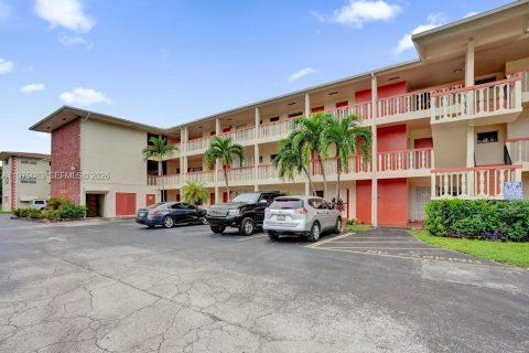 Condo in Plantation, Florida, 1 bedroom  № 2038408