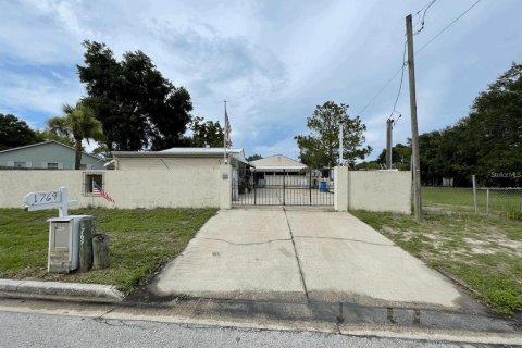 Casa en Clearwater, Florida 3 dormitorios, 125.14 m2 № 2120723