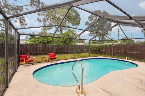 House in Seminole, Florida 3 bedrooms, 88.44 sq.m. № 2314633 - photo 20