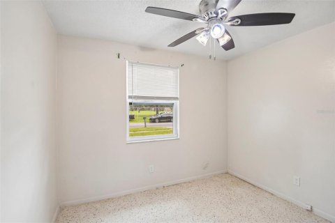 House in Seminole, Florida 3 bedrooms, 88.44 sq.m. № 2314633 - photo 19