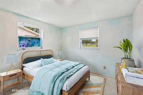 House in Seminole, Florida 3 bedrooms, 88.44 sq.m. № 2314633 - photo 15
