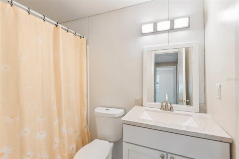 House in Seminole, Florida 3 bedrooms, 88.44 sq.m. № 2314633 - photo 17