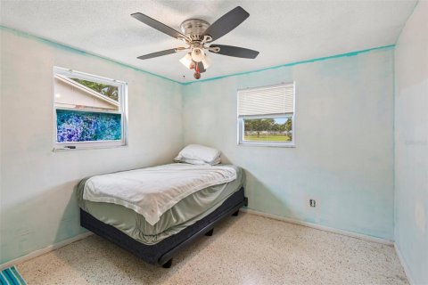House in Seminole, Florida 3 bedrooms, 88.44 sq.m. № 2314633 - photo 16