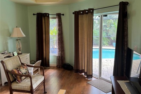 House in Cape Coral, Florida 4 bedrooms, 184.6 sq.m. № 1772187 - photo 27